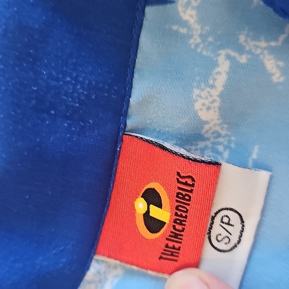 Y2K Disney Pixar Incredibles Collared Button Down Shirt, Youth Small - Picture 5 of 10